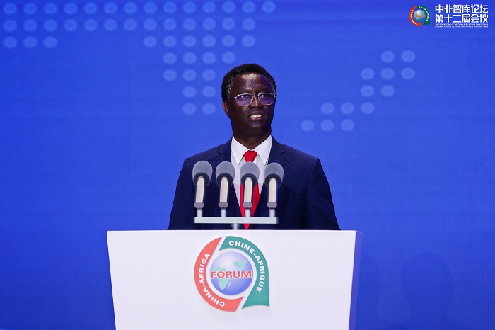 冈比亚共和国高等教育、研究与科技部部长皮埃尔·戈麦斯在中非智库论坛第十二届会议开幕式上发表致辞。主办方供图