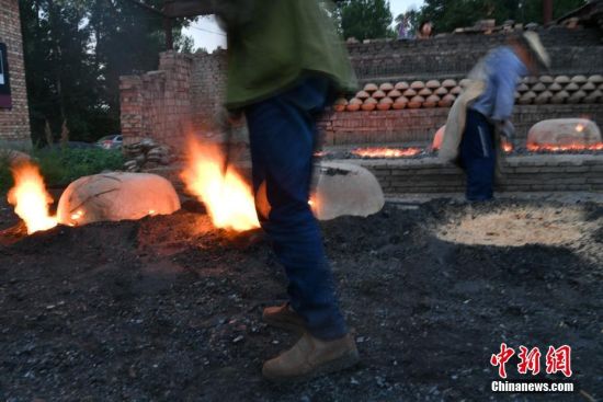 河北蔚州青砂器：土与火的洗练