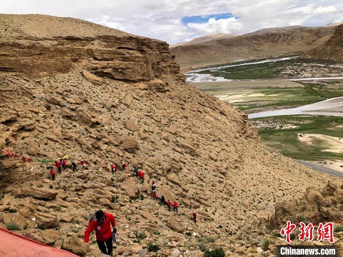 中国第二次青藏科考五周年老中青科考专家对话座谈交流