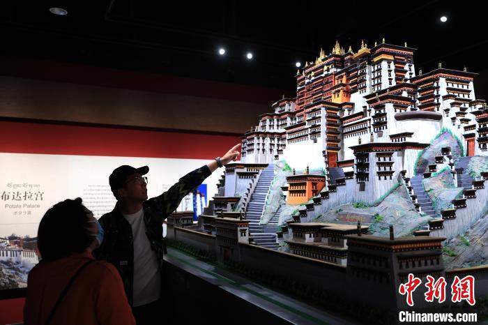探访青海藏文化博物院感受藏文化的独特魅力
