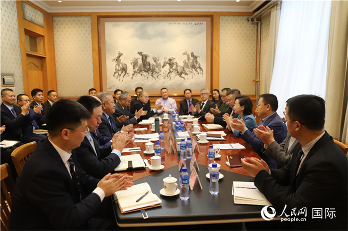 3.2023年10月30日,中国驻蒙使馆座谈会现场。人民网记者 霍文摄