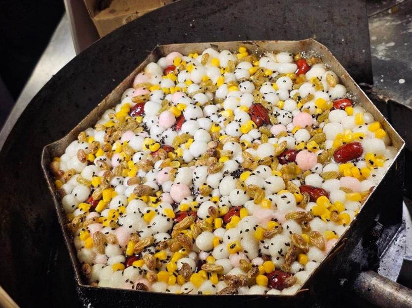 南京特色小吃梅花糕。图片来源:台湾“中时新闻网”游定刚摄