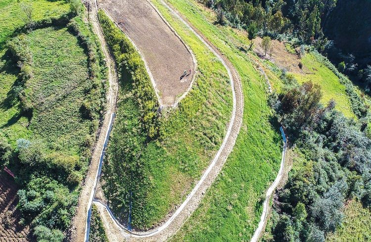 资讯有故事丨秘鲁安第斯国家公路项目 “为当地民众修建幸福和友谊之路”