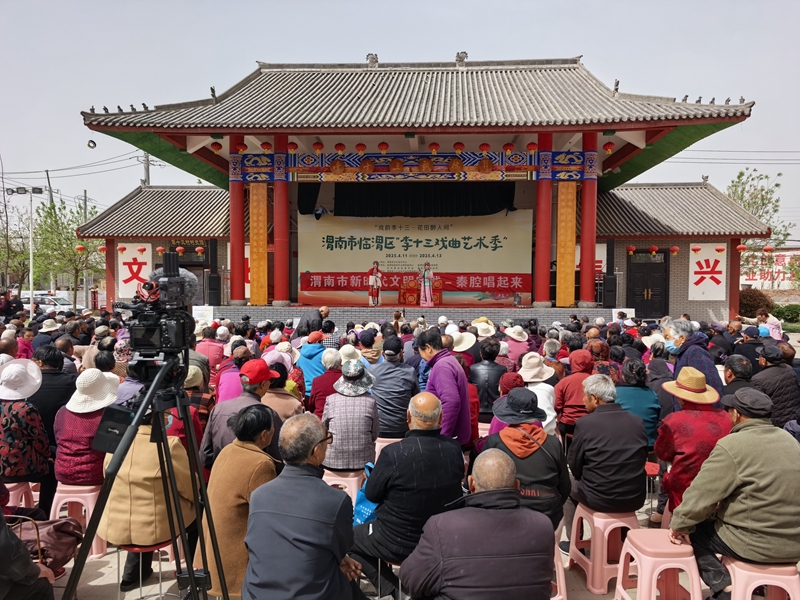 “一元剧场”下乡演出现场（资料图）。代九奎摄