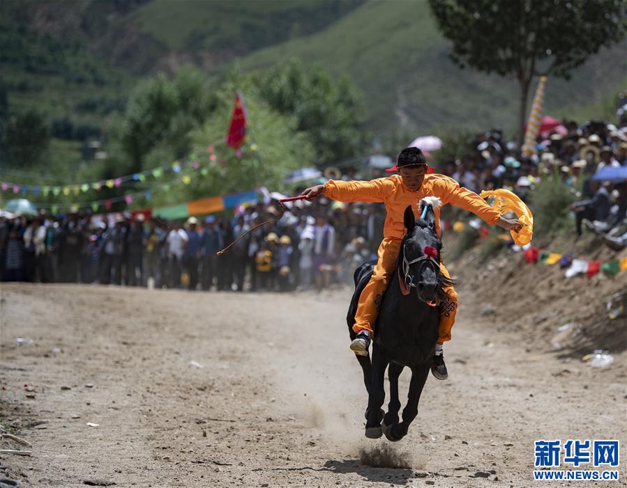 （体育）（2）西藏曲水：山村赛马