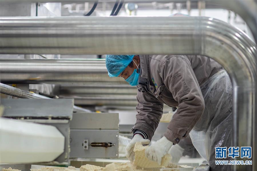 （脱贫攻坚）（1）云南迪庆藏区：打好防疫脱贫两场战役