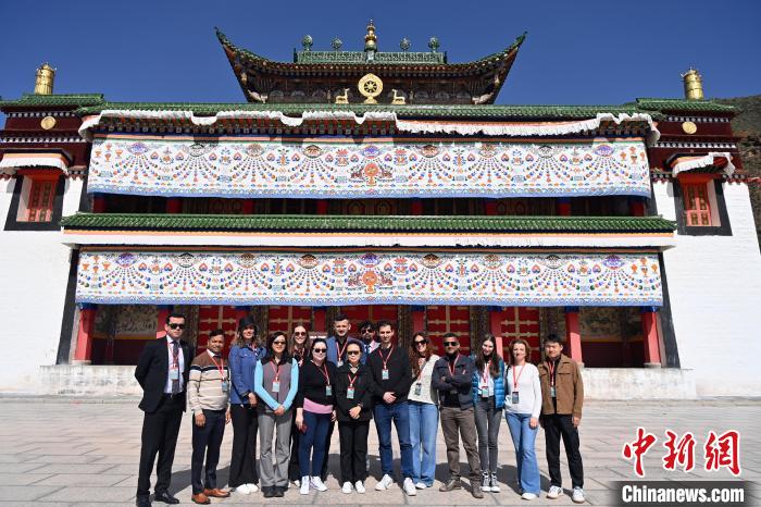 中外嘉宾甘南行探秘高原藏地文旅新魅力