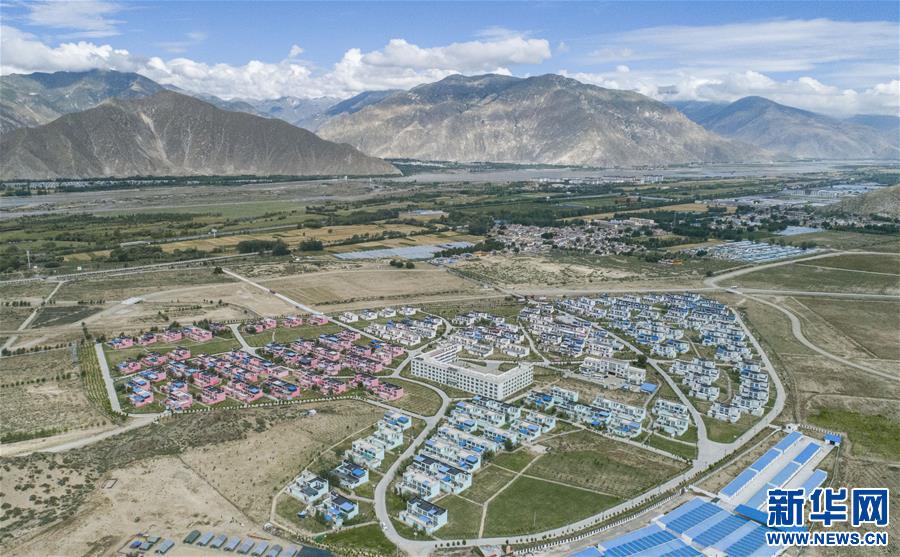 （新华全媒头条·走向我们的小康生活·图文互动）（7）扎西德勒，我们的新家园——西藏易地扶贫搬迁搬出幸福美好新生活
