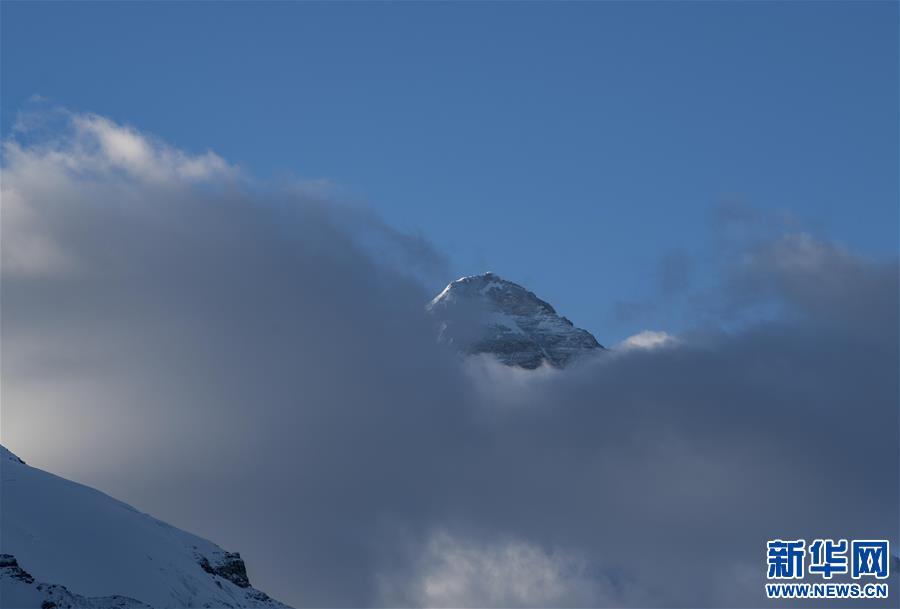 （美丽中国）（6）美丽的珠峰朝霞